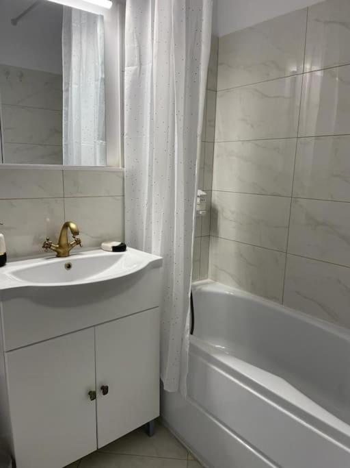 Apartament Mav Bukareszt Zewnętrze zdjęcie